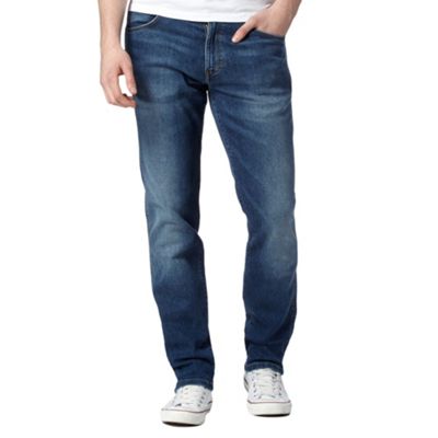 Wrangler Greensboro from here mid blue mid wash jeans